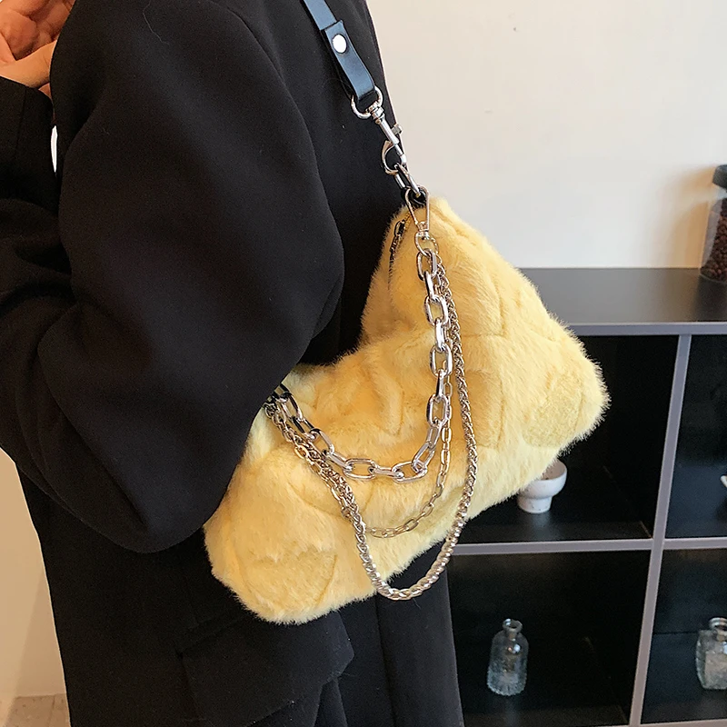 Chain handbags for women 2022 winter warm soft plush tote bag Heart-shaped pattern shopping Messenger Shoulder bag ladies wallet