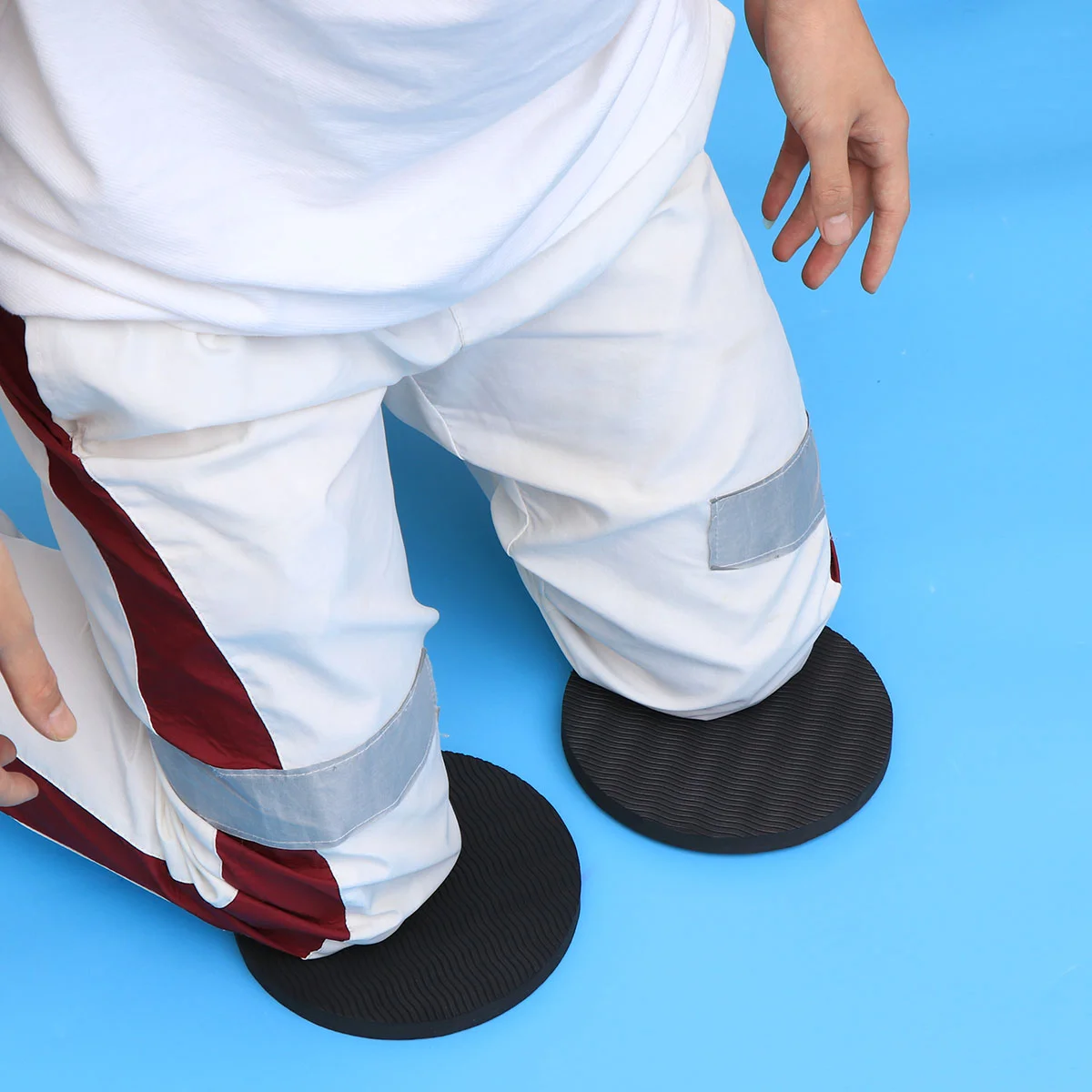 

2pcs Yoga Workout Knee Pad Cushion Thick Round Eco TPE Yoga Pad Comfort Yoga Pilates Workout Support Pad for Hands Wrists Knees