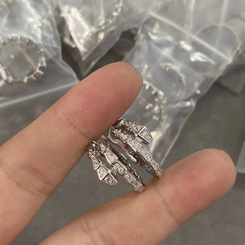 

Женские серьги-Клипсы из серебра 925 пробы, в виде змеи