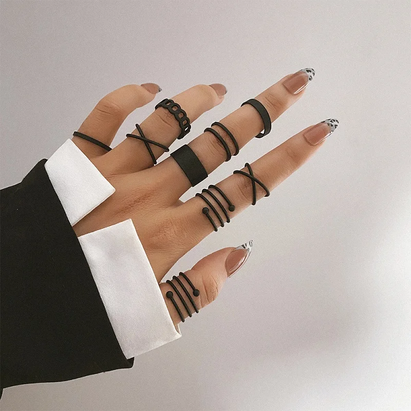 

9Pcs Vintage Black Rings Set For Women Metal Punk Ring Round Couples Irregular Finger Rings Set 2022 Accessories Jewelry Bijoux