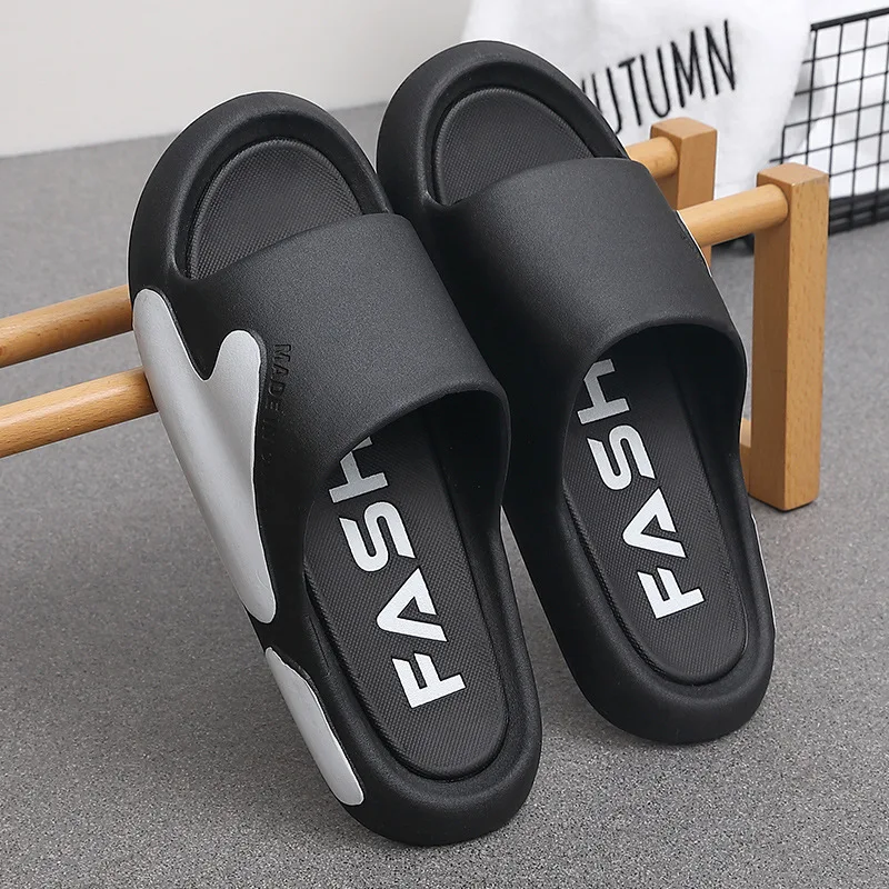 

2022 Men's Slippers Summer Runway Casual Shoes PVC Soft Thick Sole Non-slip Outdoor Unisex Slide Pool Beach Sandals Women Shoes