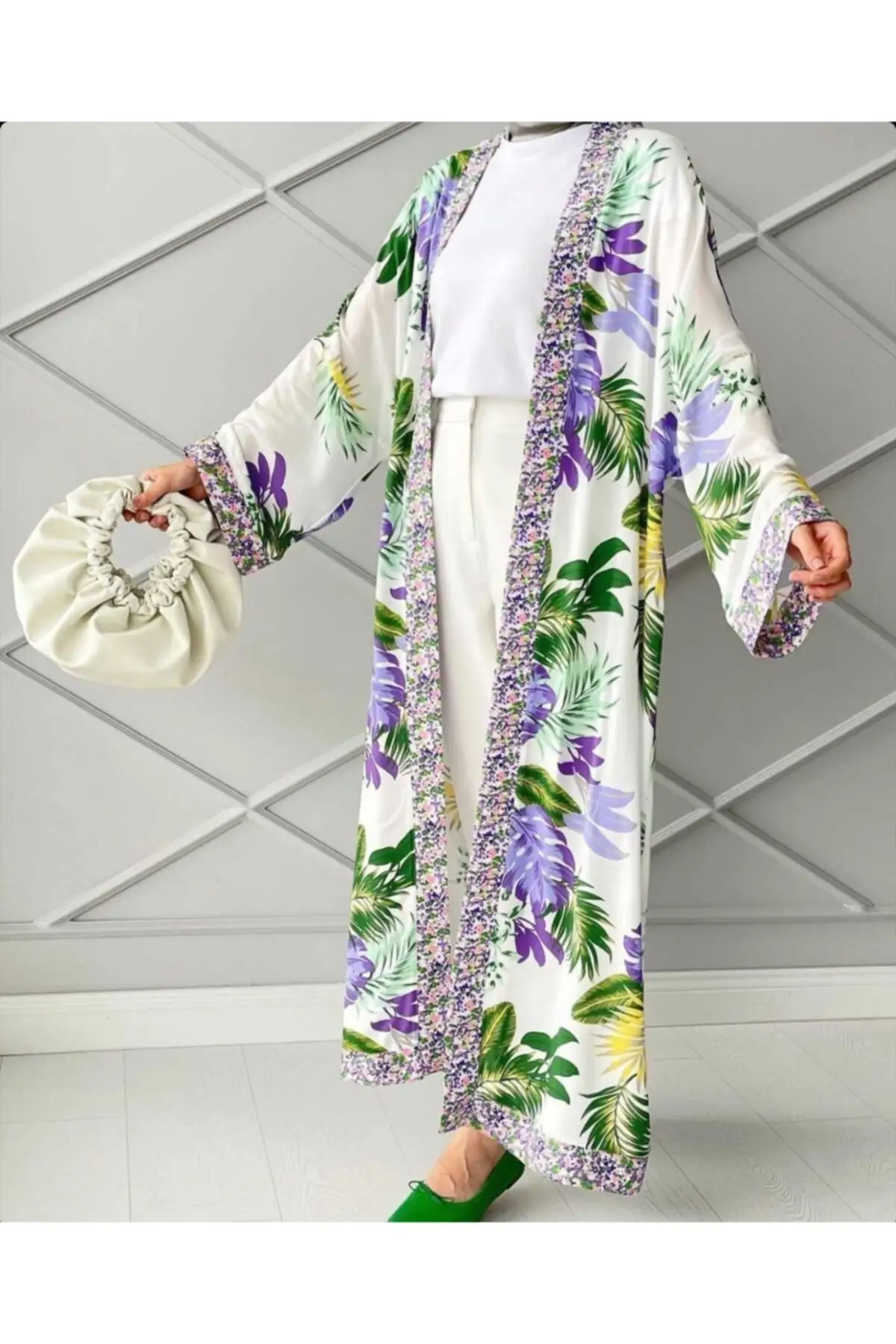 

Women's Kimono Leaf Pattern Cotton Long Kimono Fashion Bathrobe For Ladies