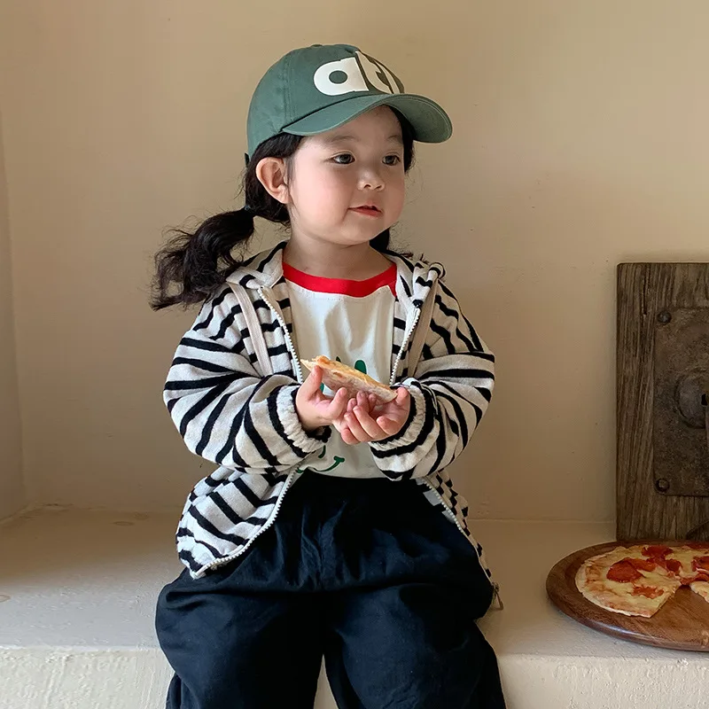 

2023 Autumn New Children Striped Casual Coat Baby Boys Girls Long Sleeve Loose Hooded Jacket Kids Cartoon Embroidery Zipper Coat