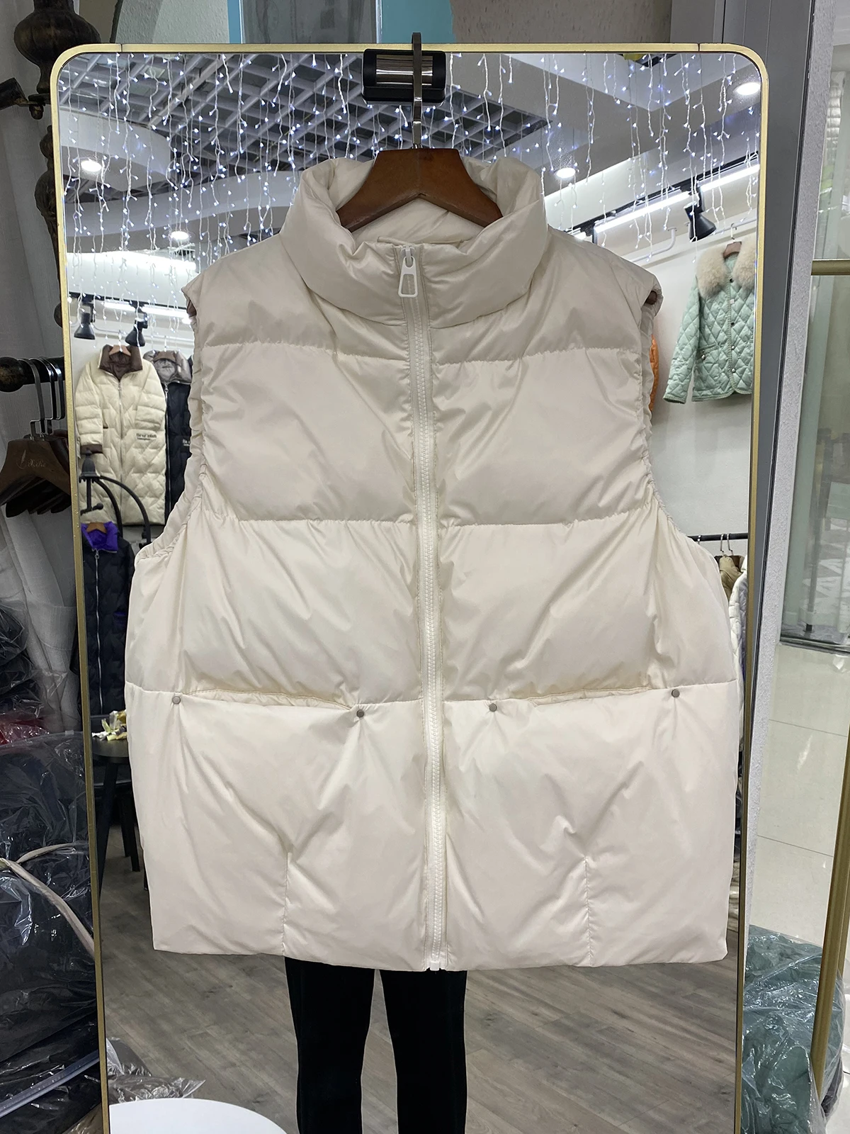 

2022 New Stand Collar Down Cotton Vest Women's Short Loose Wild Vest Coat Fashion Solid Winter Warm Casual Sleeveless Jackets