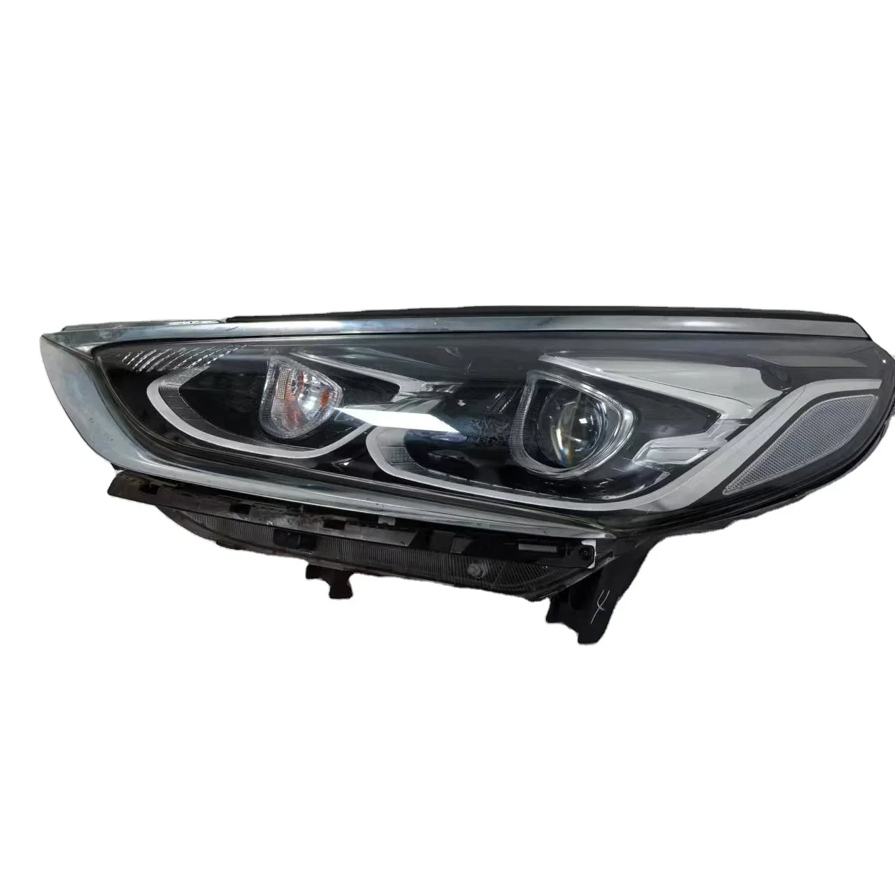 Фото Высококачественная светодиодная фара для Hyundai Sonata IX поколения (2019-2020), 6000K, версии 92101-C6200, 92102-C6200, дальний свет №1