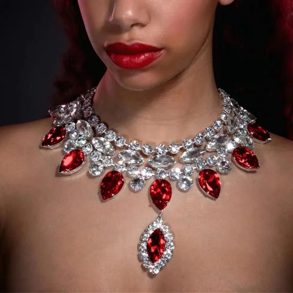 

Luxury Women's Multi-row Rhinestone Pendant Necklace Women's Charm Jewelry Shiny Crystal Wedding Pendant Necklace Gift Accessori