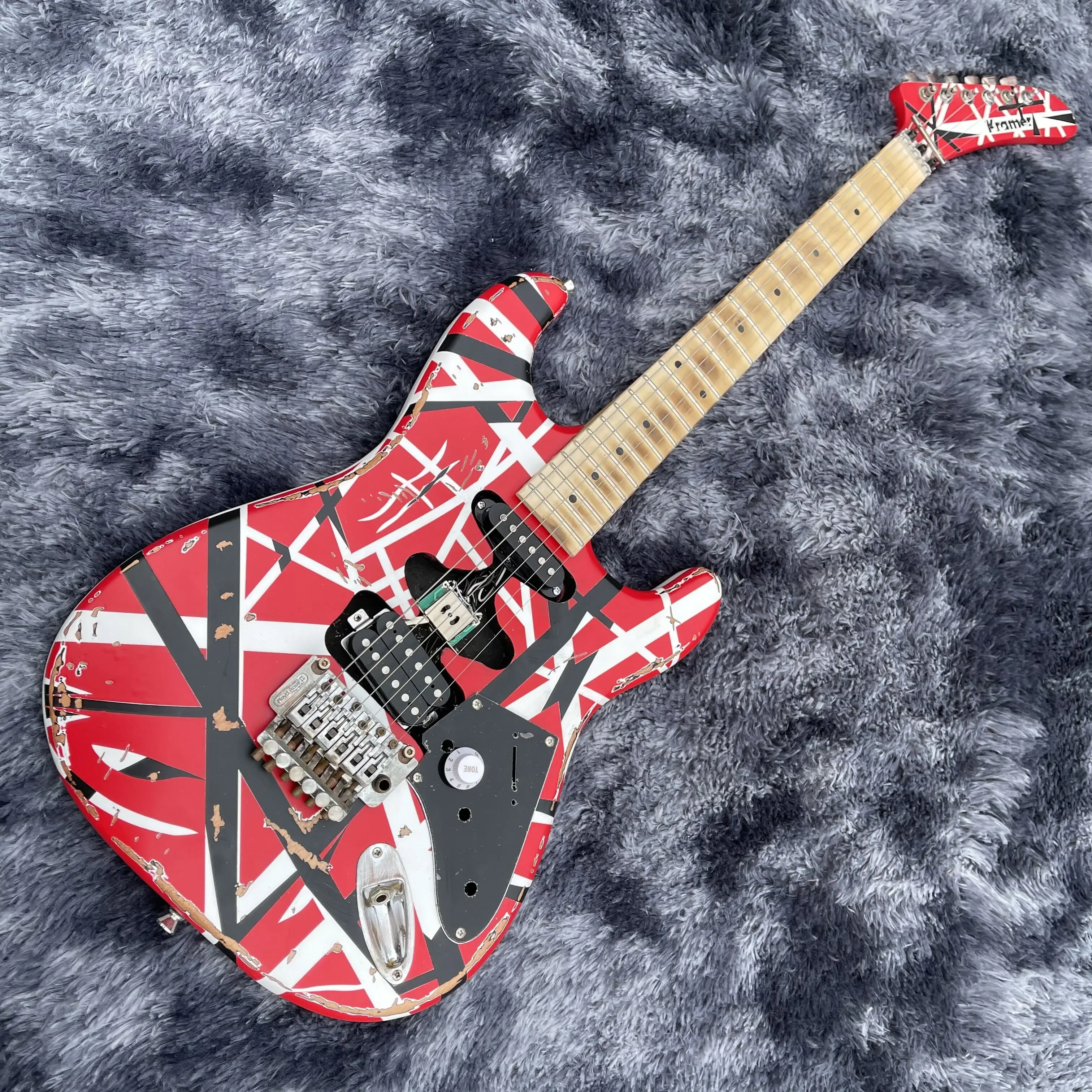 

Kram 5150 Eddie Van Halen Heavy Relic Red Franken Electric Guitar Black White Stripes, Floyd Rose Tremolo Bridge, Slanted Pickup