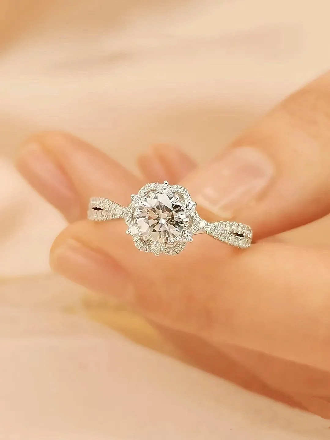 Платина PT950 горячая распродажа принцесса эльза полный бриллиант Newel слива в форме