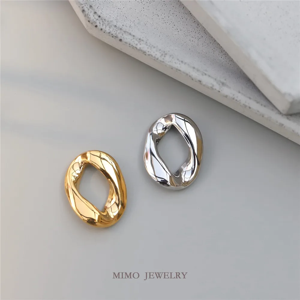 

Color titanium steel gold plated European and American simple wind large square chain button pendant necklace DIY accessories