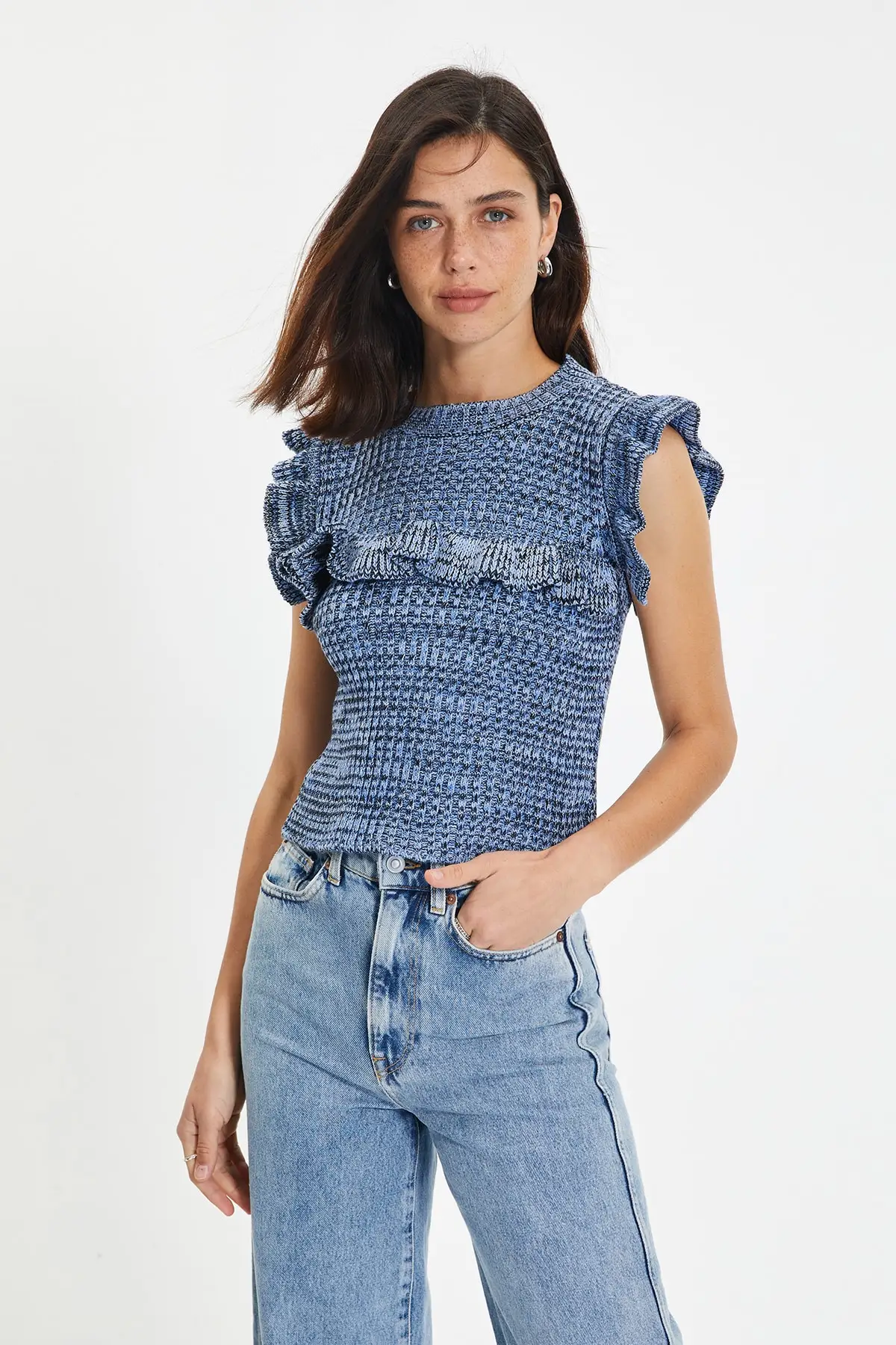 

Trendyol Crop Frilly Knitwear Bluz TWOAW22BZ0083