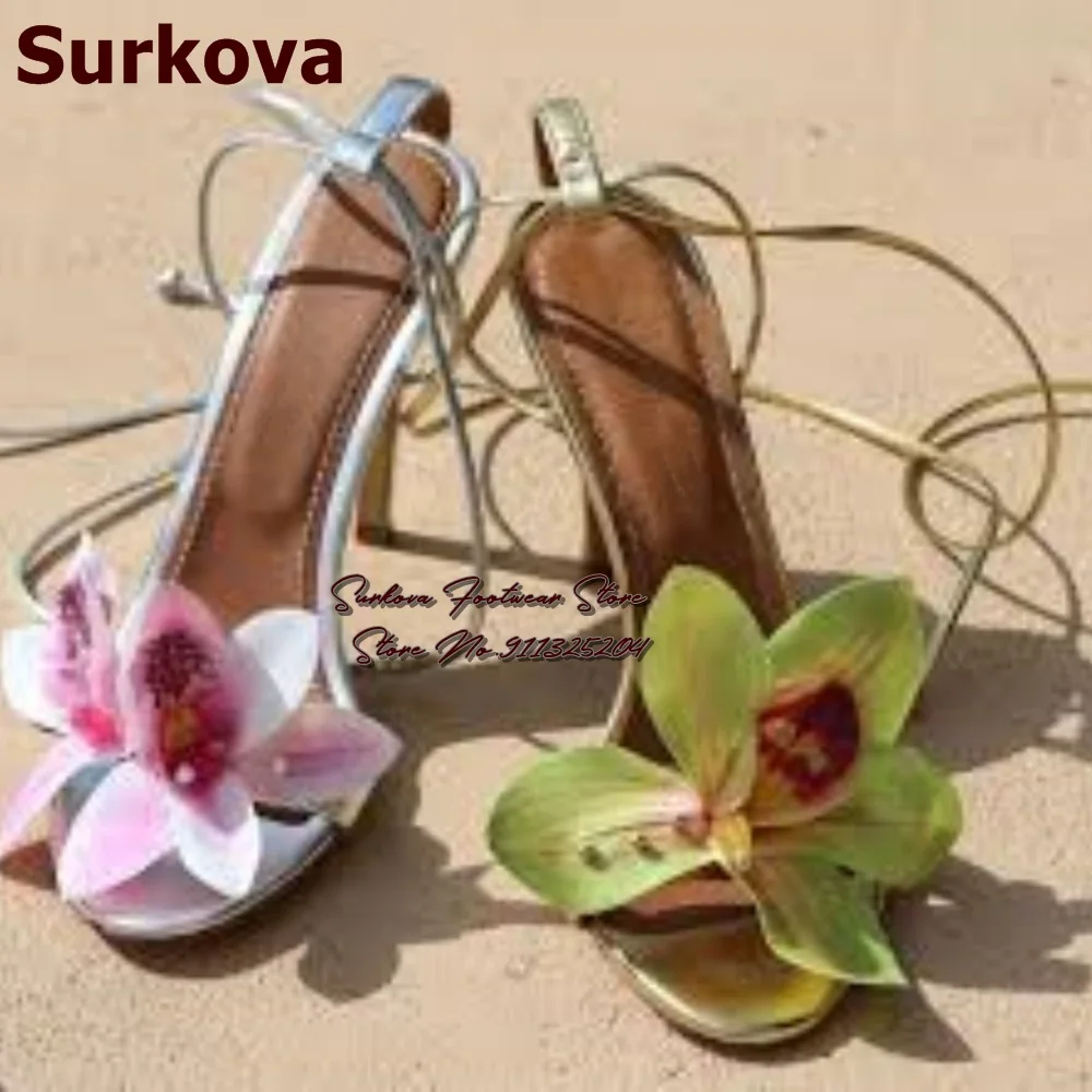 Женские босоножки на шнуровке Surkova розовые Зеленые с цветами лилии элегантные