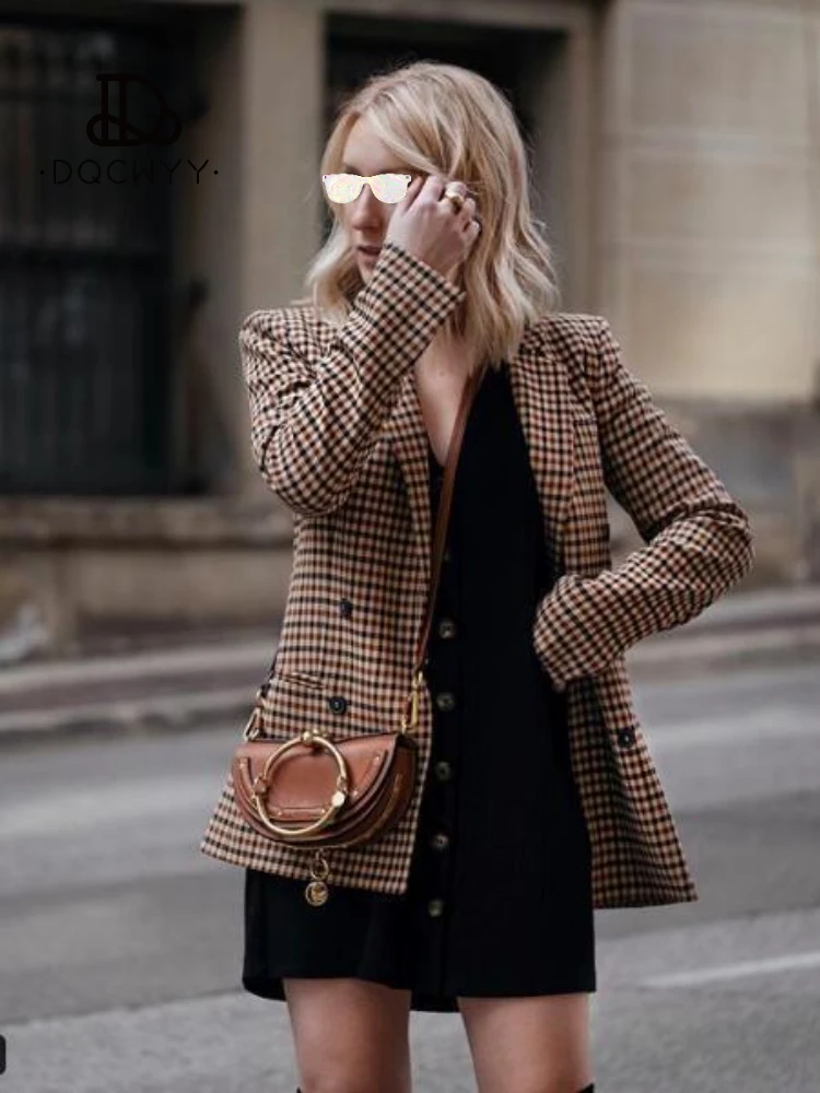 Рисунок 3 - Женский костюм, куртка