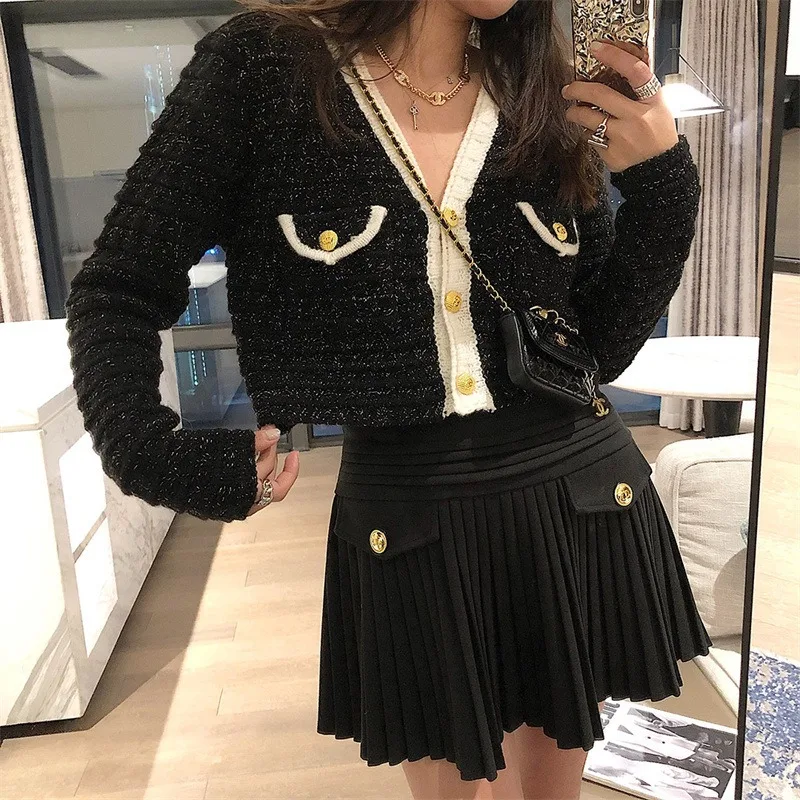 

Striped single breasted low neck new fashion versatile bright silk long sleeved sweater for women