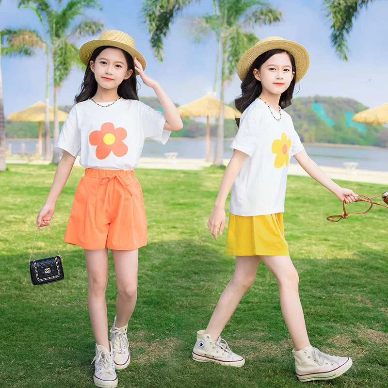 

Детская одежда для девочек, летняя футболка с цветочным рисунком и шорты, комплекты одежды для девочек-подростков, школьный детский костюм