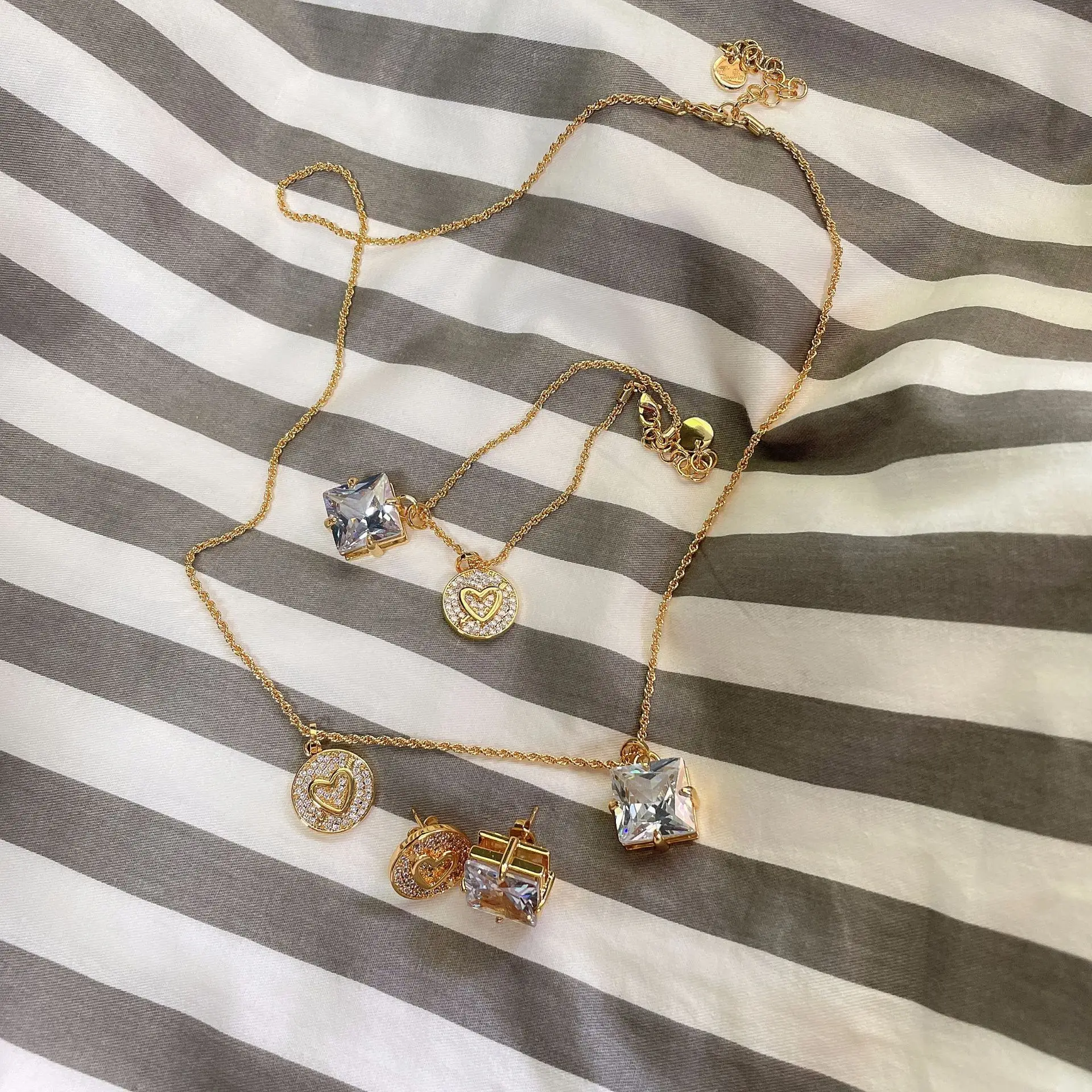 

Круглое ожерелье с микро-инкрустированными бриллиантами, большие бриллианты, регулируемые простые браслеты