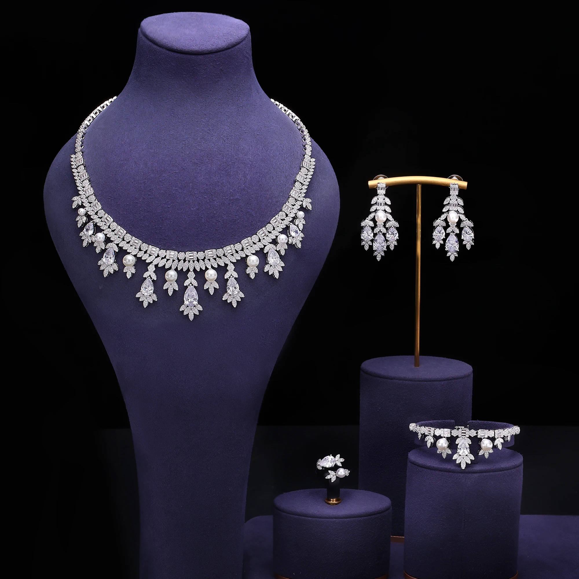 2023 New Pearl 4 Piece Bridal Set Super Deluxe Cubic Zirconia Wedding Party Clothing Nigeria Dubai Bridal Jewelry Set
