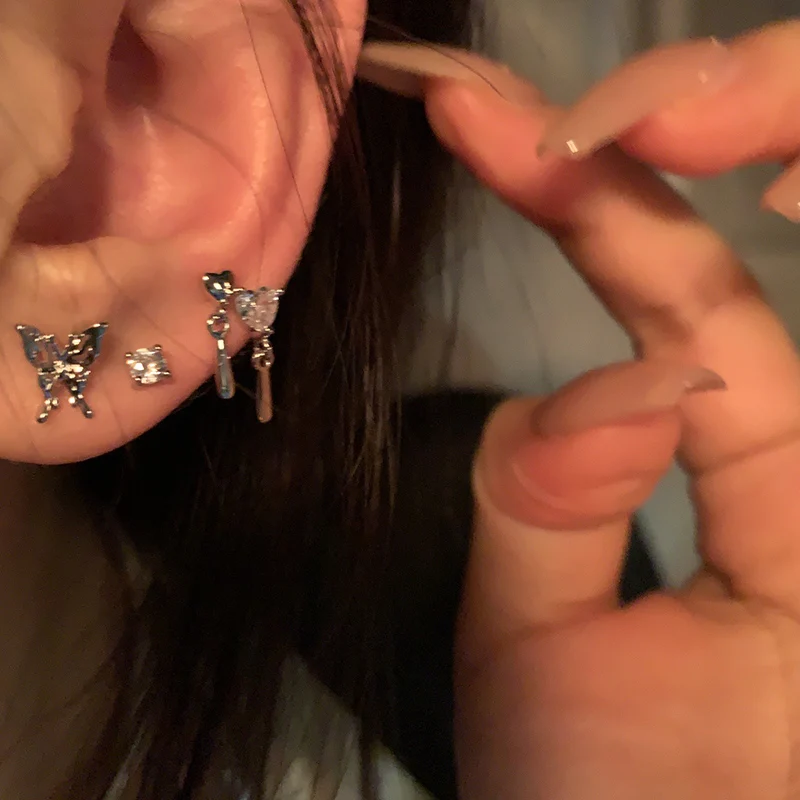 

6PCS Neo-Gothic Style Butterfly Stud Earring Set for Women Hip Hop Chain Dangle Ear Pendant Girls Bungee Fashion Jewelry