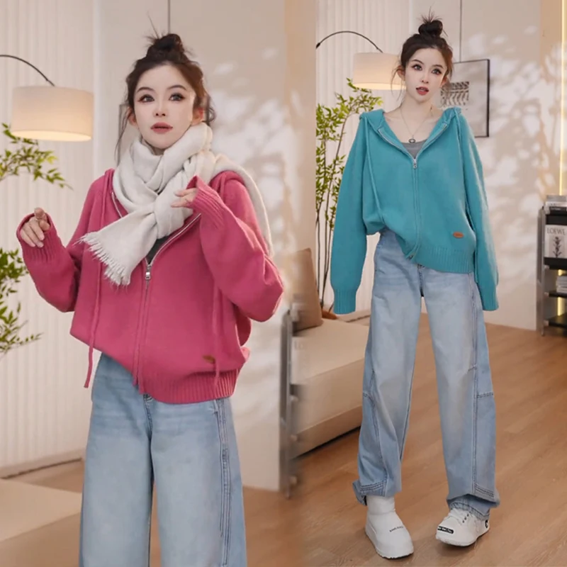 Hooded Sweater Jacket with Jeans a Complete Set of Autumn and Winter Outfits for Late Early Korean Style in