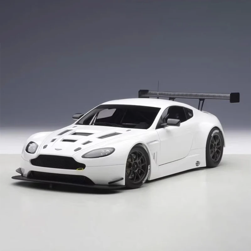 Модель автомобиля Мартин из сплава 1:18 модель игрушечного для взрослых