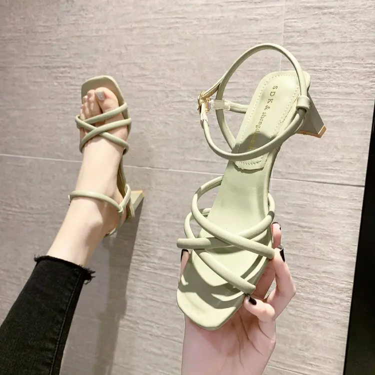 

2022 Ladies Sandals Square Toe Cross Buckle Strap Solid Color Women Summer Shoes Fashion Elegant Casual Simple Ladies Sandals