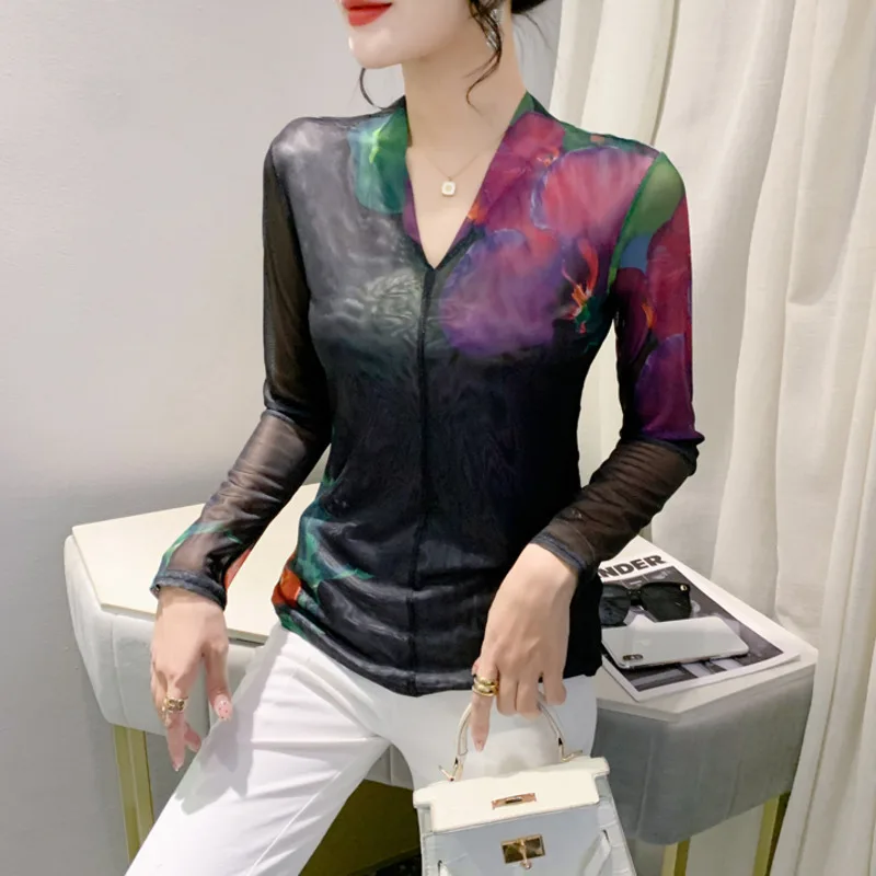 # 8772 Женская футболка с длинным рукавом и v-образным вырезом винтажная сетчатая