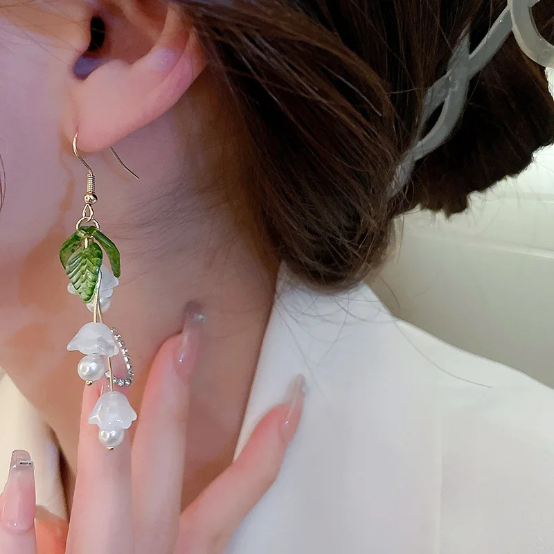 

2022 Korean Summer New Trendy Acrylic Pearl Flower Tassel Earrings For Women Holiday Jewelry Brincos