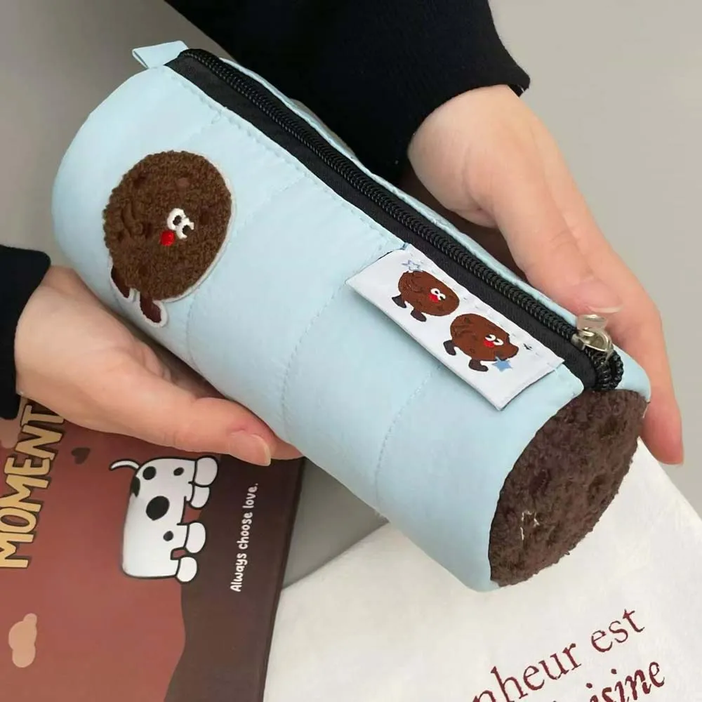 Фото Милая канцелярская сумка-пенал Lovely Cookie в корейском стиле, большая вместимость, для хранения на рабочем столе, в стиле Ins, мятного цвета, в форме печенья №2
