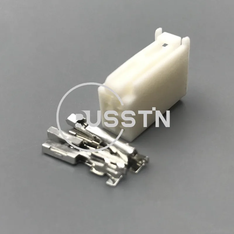 

1 компл. 4-контактный автомобильный жгут проводов заднего вида, соединитель автомобильного гнезда, стартер для Toyota Mazda 90980-12212 90980-12211