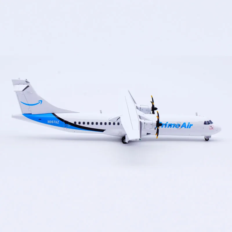 Коллекционный самолет из сплава XX20255 подарок фотосессия 1:200 Amazon Prime модель литая