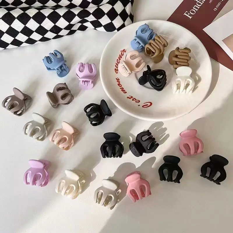 

10pcs/set Plastic Hair Claw 1cm Matte Claw Clips Women Girls Mini Geometric Hair Clips Barrettes Headwear Hair Accessories Gifts