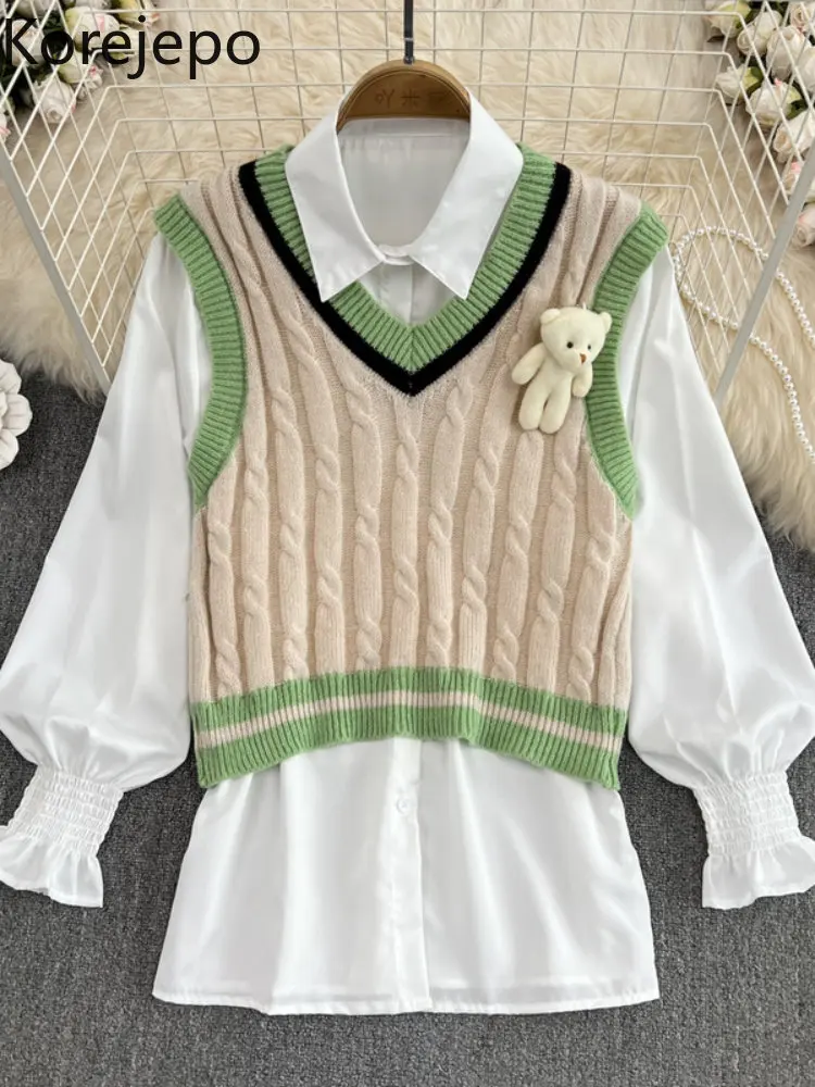 

Женский осенний комплект из двух предметов, свитер с V-образным вырезом и топ в гонконгском ретро-стиле, пуловер с расклешенными рукавами, 2022