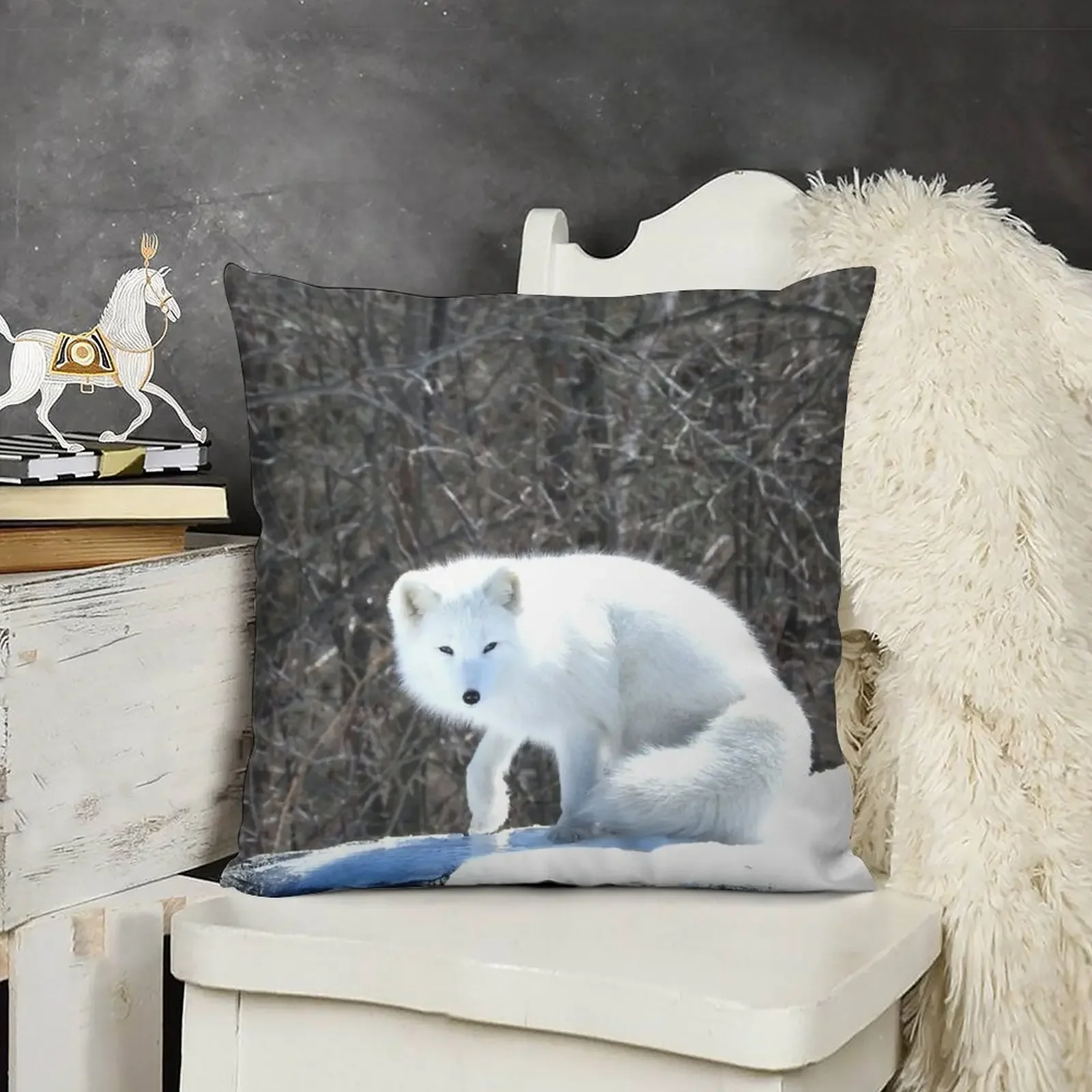 Декоративная наволочка Artic Fox подушка для дивана