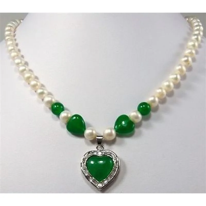 

Charming! 7-8mm White Freshwater Pearl Nelace & Heart-shaped 18''