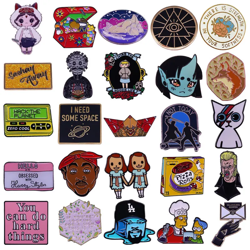 

Эмалированная брошь в виде красивой девушки с твердыми заколками для лацканов, рюкзаков, джинсов, страшных фильмов, фигурок, значок в подаро...