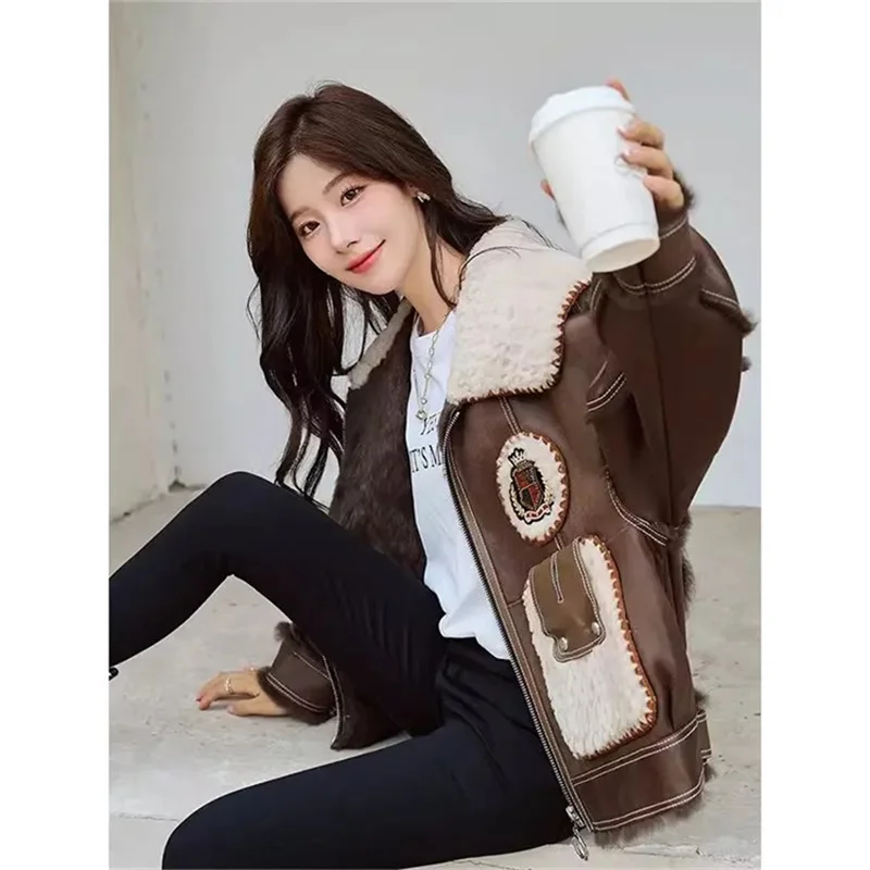 Женское зимнее пальто из овечьей шерсти с отложным воротником