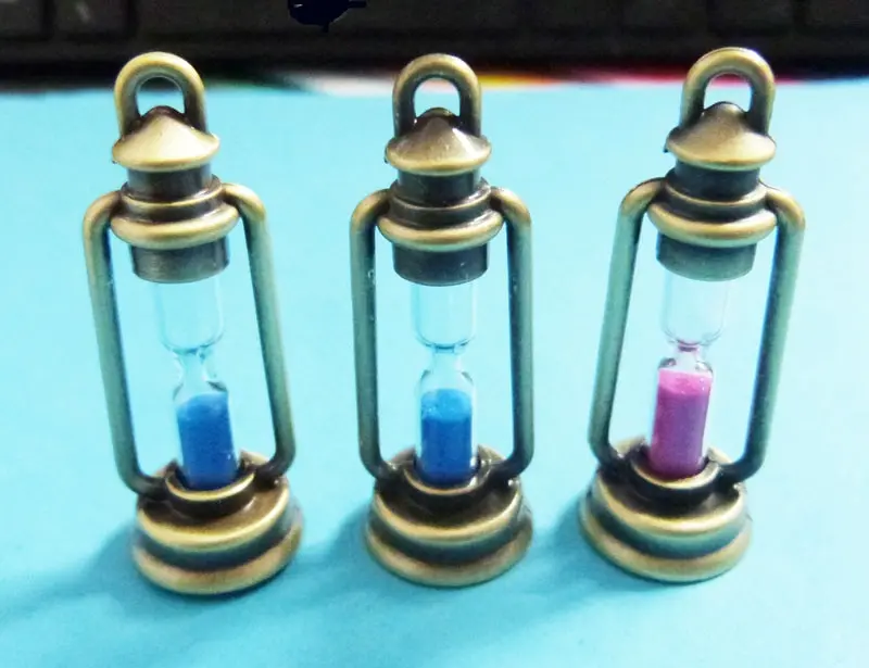wholesale ! 100PCS Couple retro hourglass pendant | Pendants