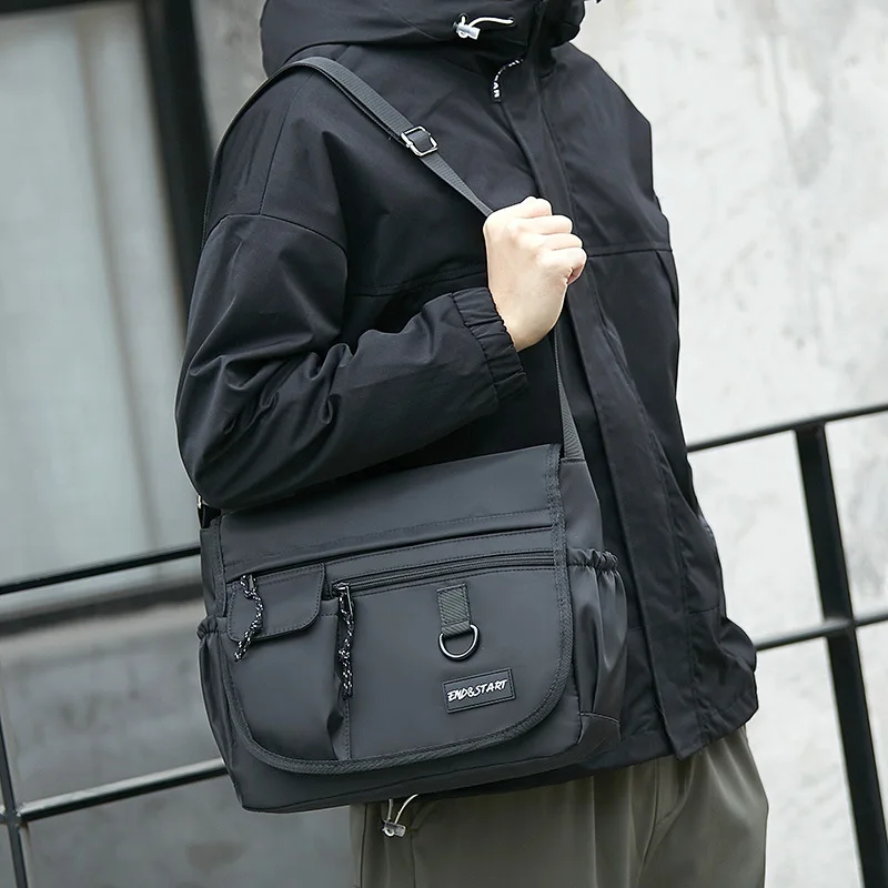 

Fashion Men Shoulder Crossbody Bag Oxford Cloth Messenger Bags for Man Motorcycle Male Designer Handbags Sports Travel Satchel