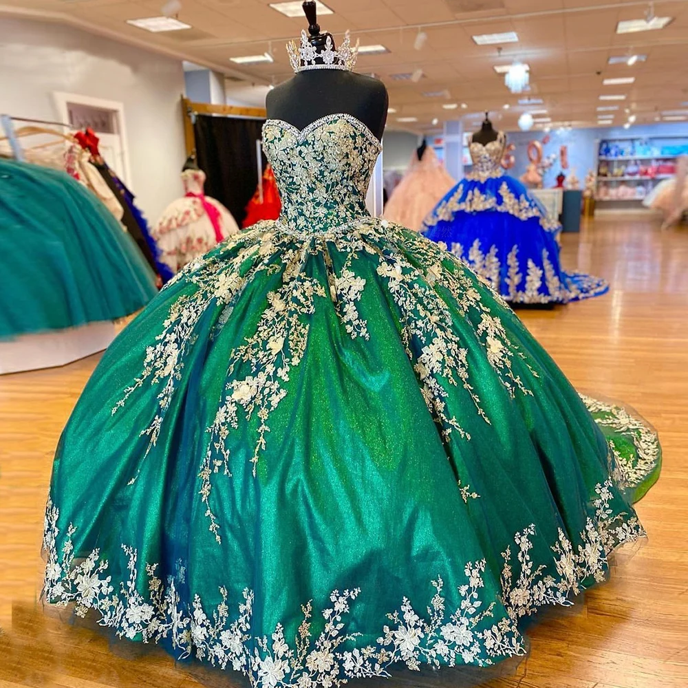 

Emeralds Bling Quinceanera Dresses Mexican Sweetheart Lace Applique Ball Gowns Sleeveless A-Line Puffy Vestidos De XV Anos