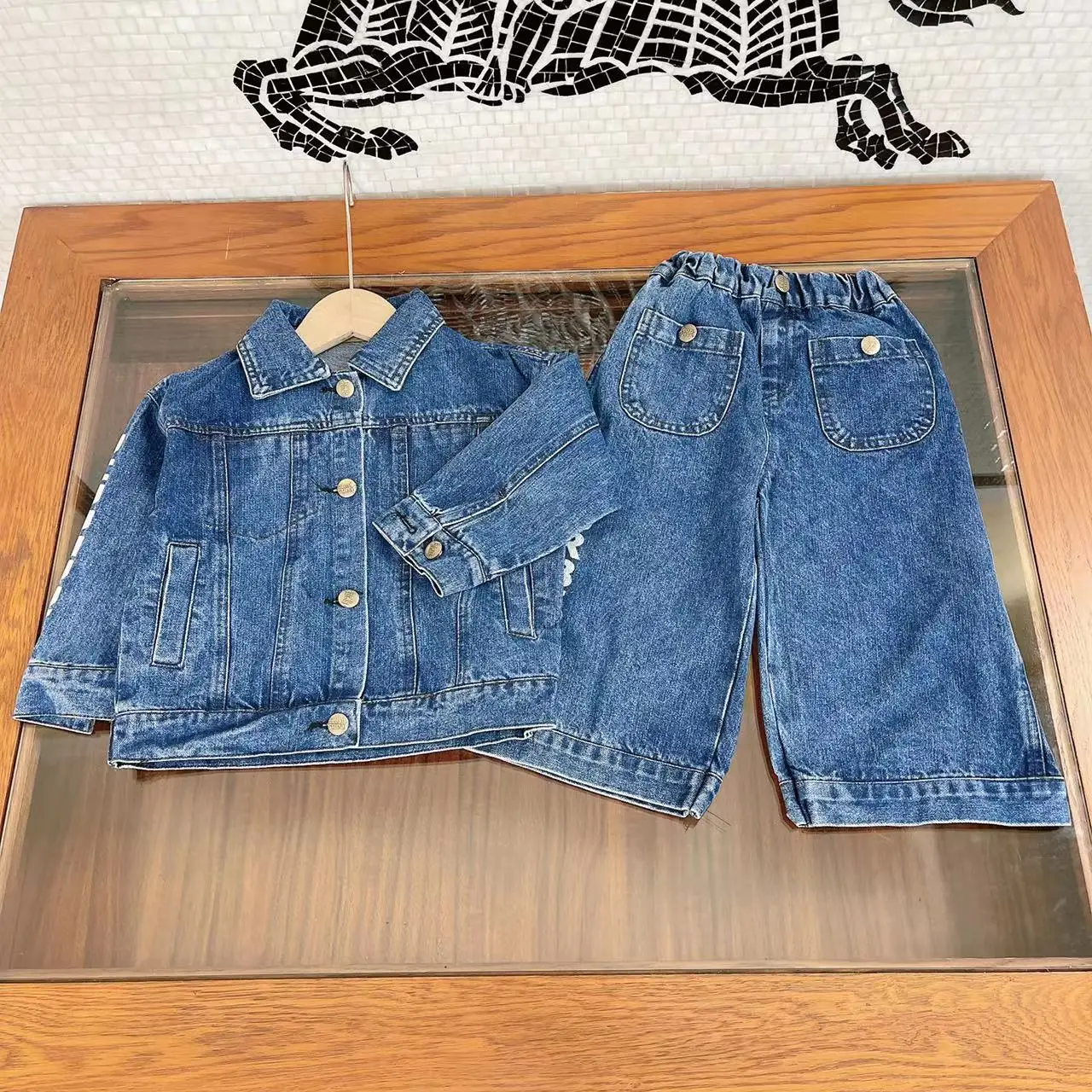 

High-end custom 2022 early autumn fashion cool boy denim jacket, denim jacket with wide-leg jeans