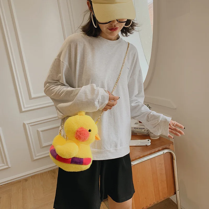 

Women Cartoon cute Instagram duck plush bag 2022 Girl new chain funny doll toy shoulder crossbody bag