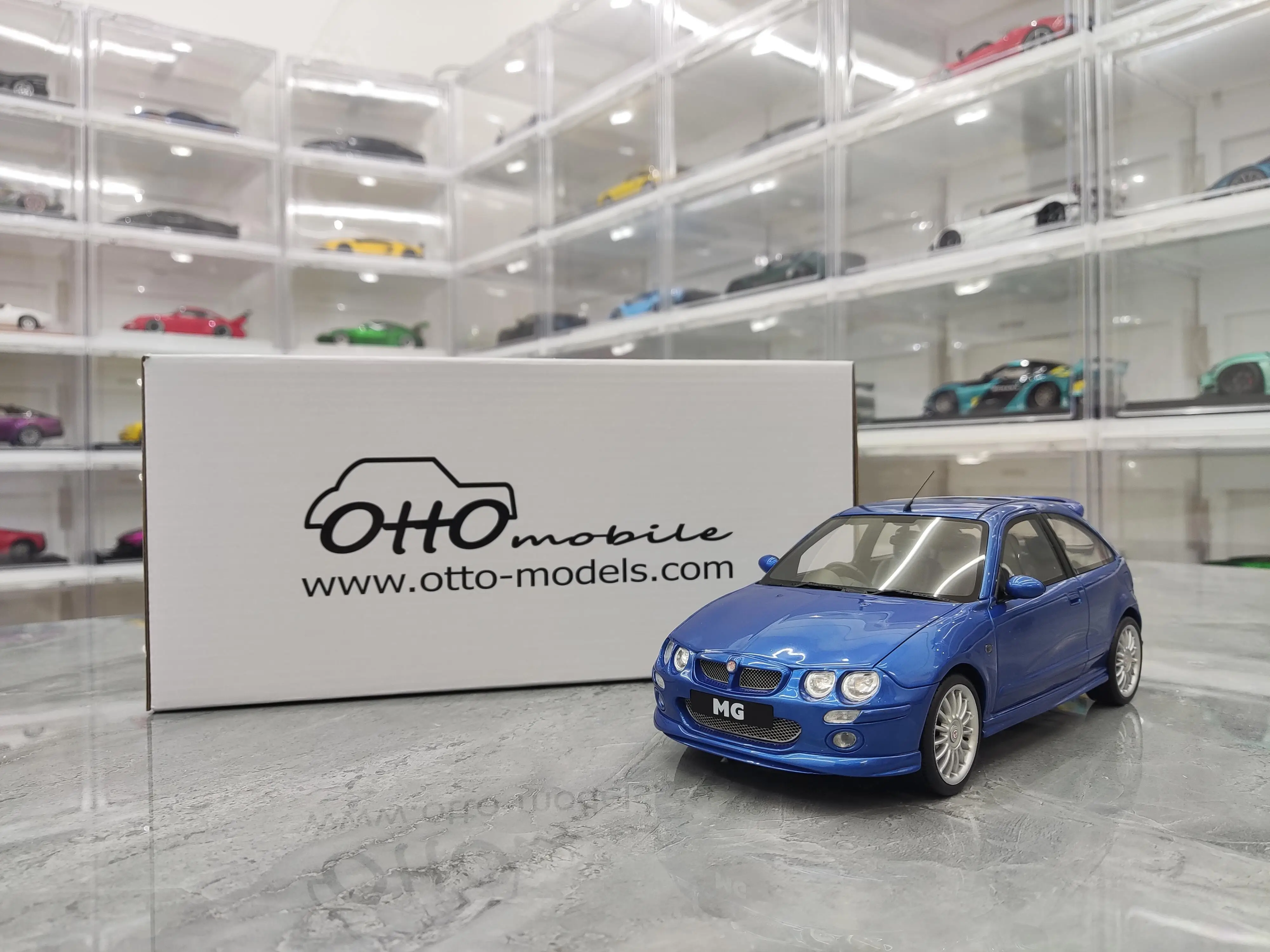 OTTO 1:18 мг 160 ZR 2001 синий ограниченный по 2000 штук имитация смолы статическая модель