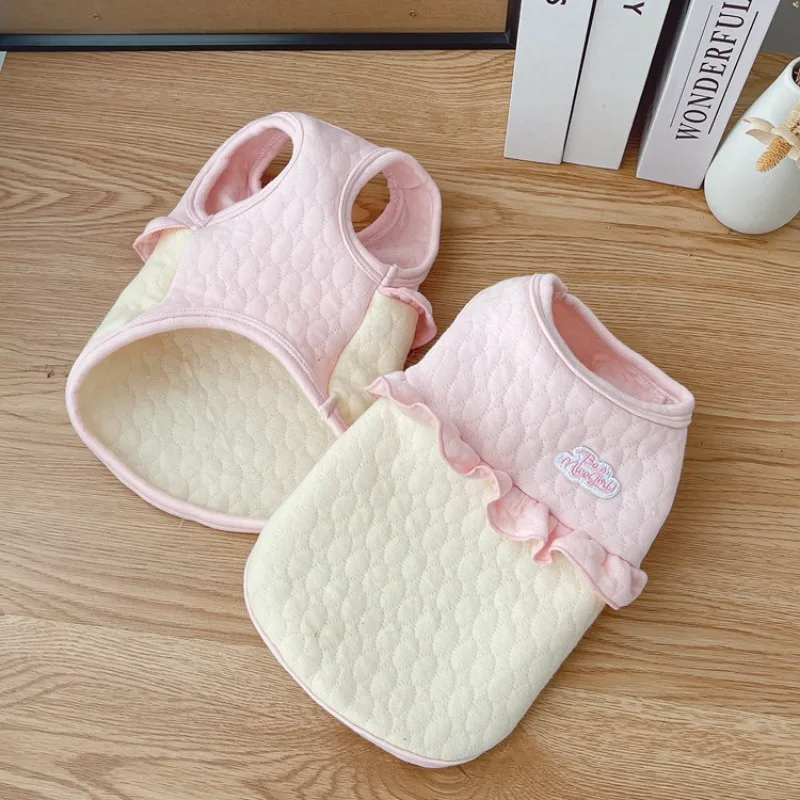 Комбинированный жилет для домашних животных без рукавов осенне-зимнее кружевное