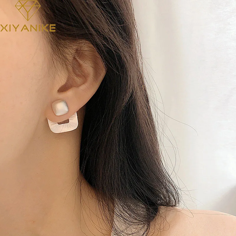

DAYIN Square Texture Stud Earrings For Women Girl Luxury Fashion New Ear Jewelry Party Wedding Ladies Gift Серьги Женские