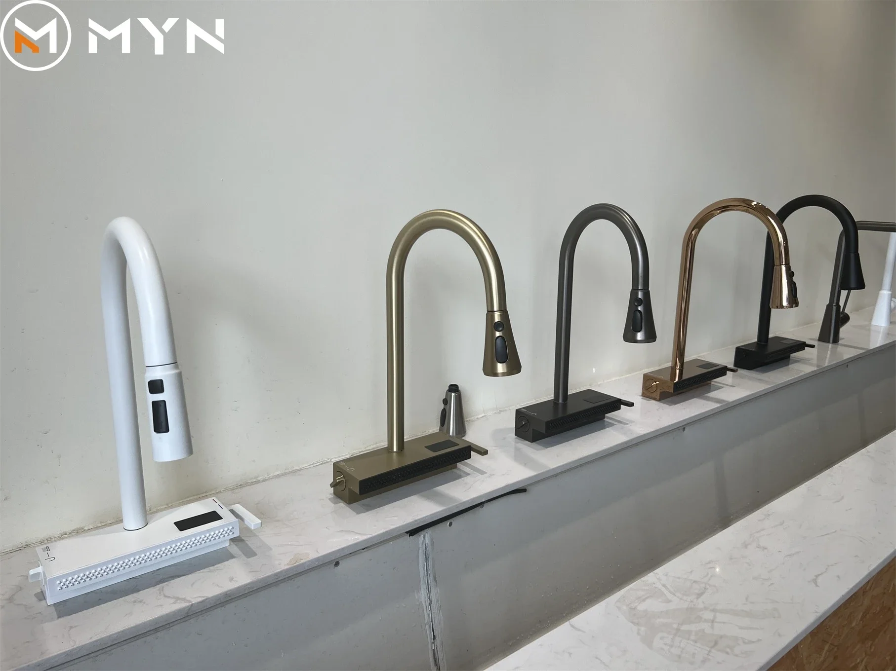 Meiyani новейший дизайн высококачественный медный смеситель для воды падения дождя