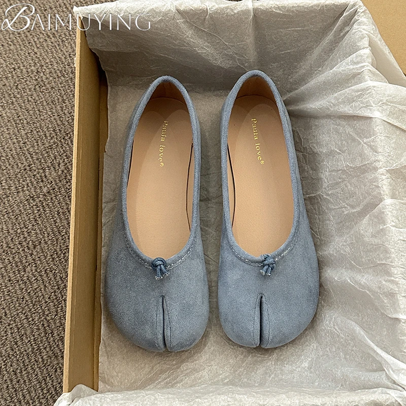 Повседневная обувь на плоской подошве с открытым носком. Женские сандалии.