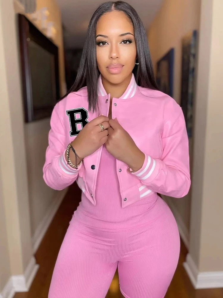 Женская короткая куртка из искусственной кожи