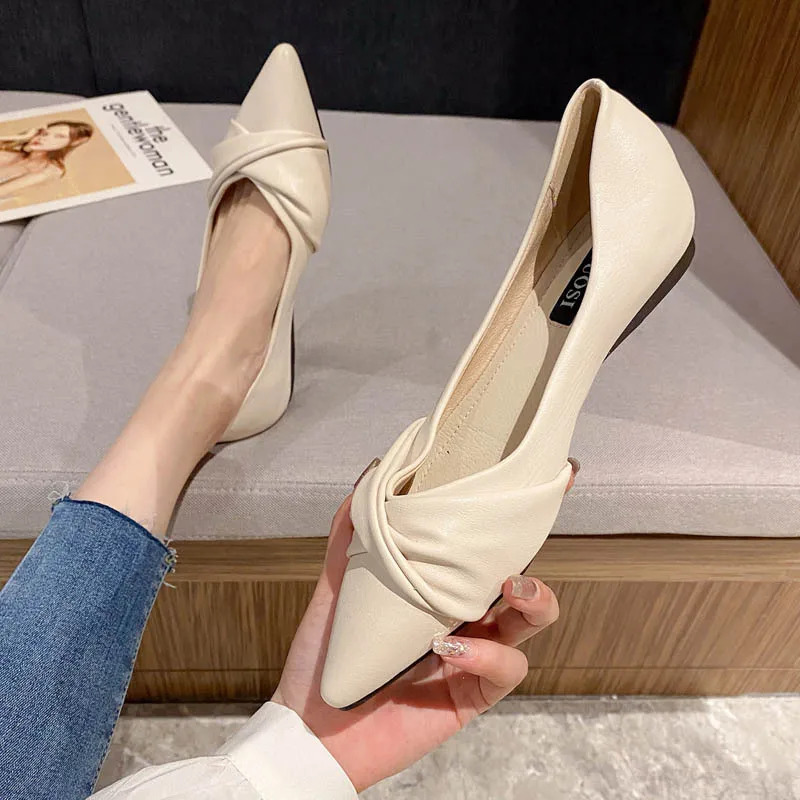 

Commuter Style Flat Bottomed Pointed Single Shoes Women's 2023 New Versatile Casual female Shoes Simple Fashionable Doudou Shoes