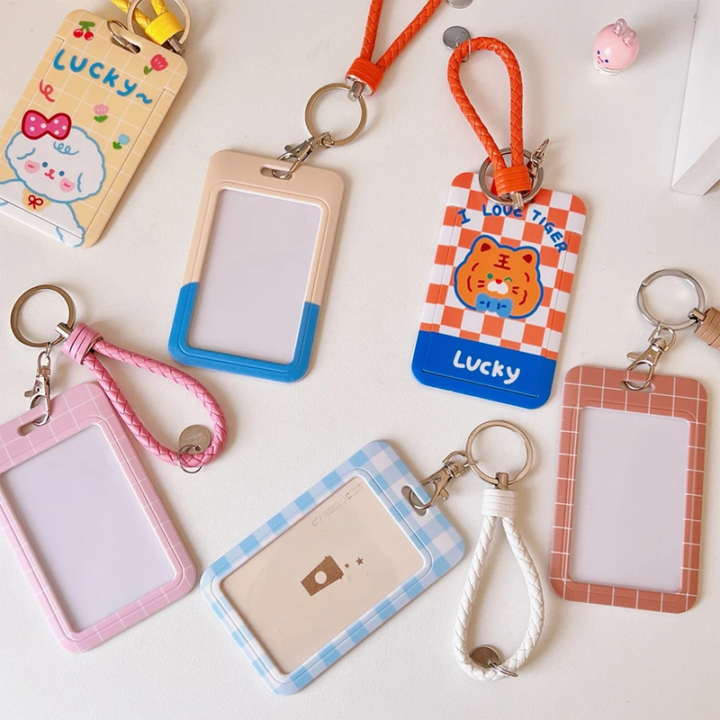 

1PCS Child Bus Card Cover Case Japan Business Card Holder Cartoon Cute Retractable Credit Card Holders Bank ID Holders Badge