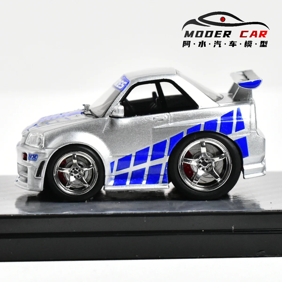 МОДЕЛЬ YM 1:64 R34 Z-TUNE Q Автомобильная литая под давлением модель автомобиля из смолы