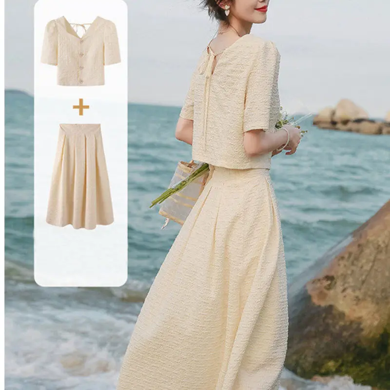 

Женский элегантный комплект из двух предметов, элегантный корейский топ на пуговицах с квадратным вырезом и юбка с высокой талией, уличная одежда, 2023